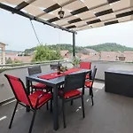 Marinsko Apartman Veli Iž